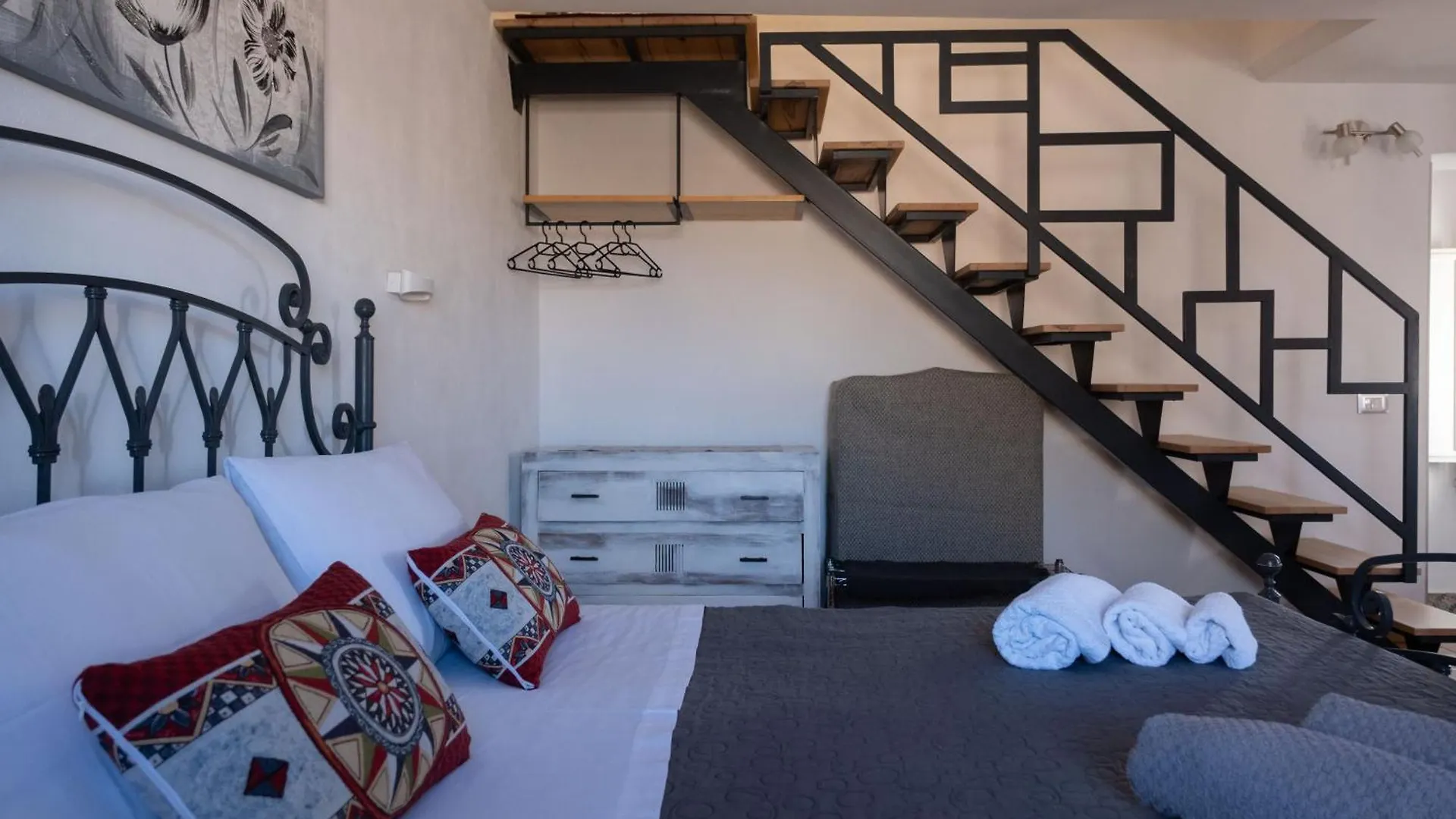 Sopra I Tetti Di Ballaro Palermo Apartment