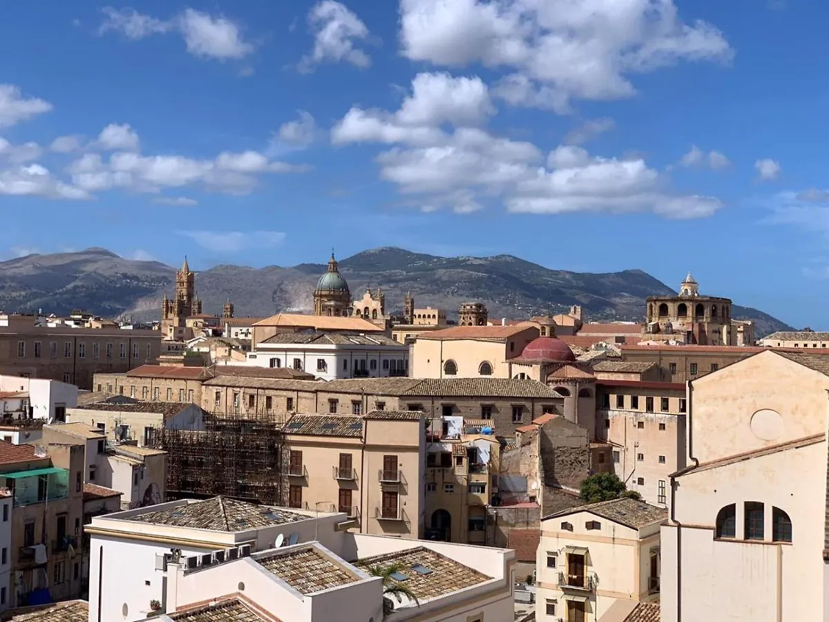 Sopra I Tetti Di Ballaro Palermo 0*,
